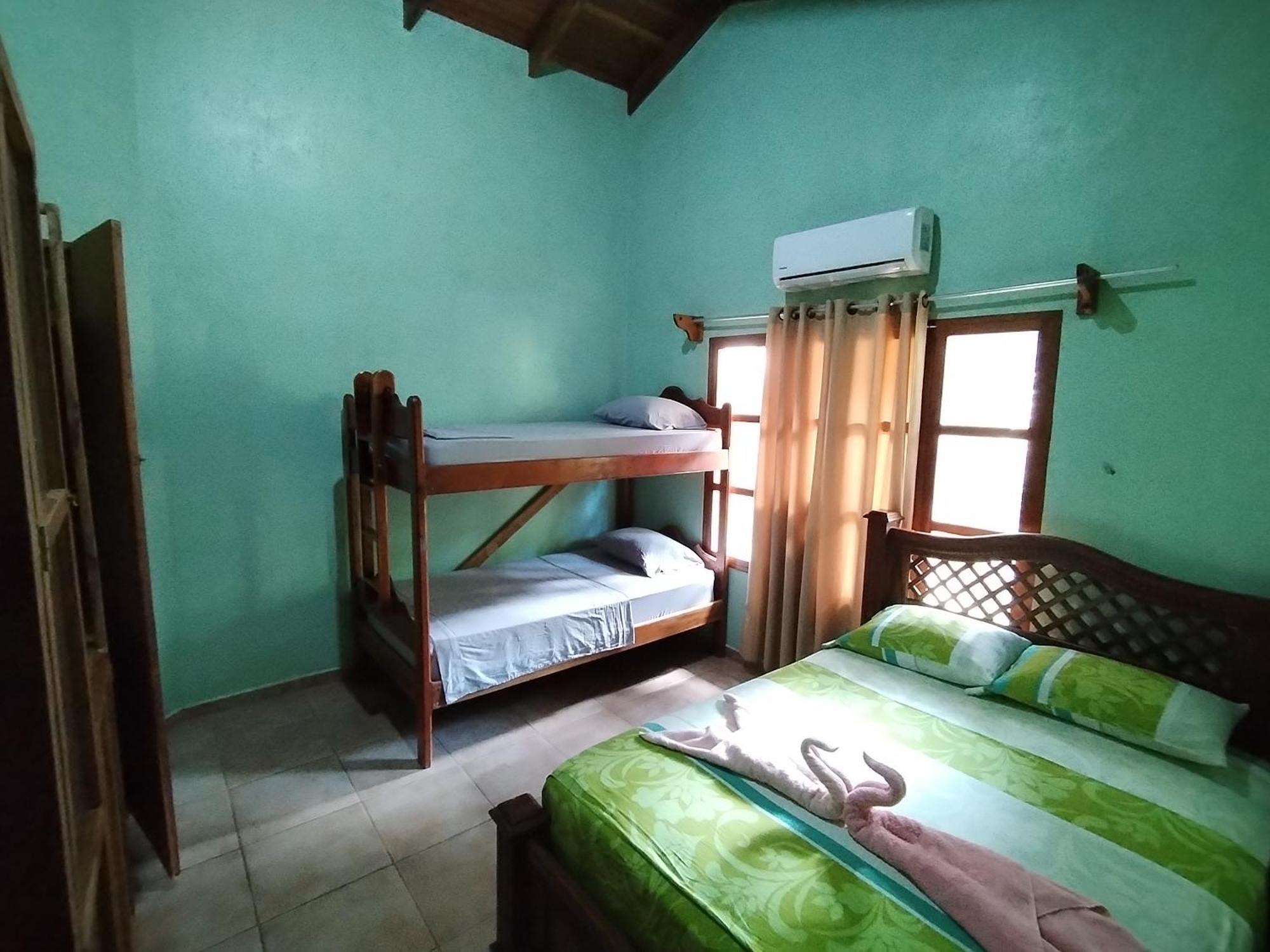 Drakes Bay Osa House - Drake Corcovado Tours Bed & Breakfast エクステリア 写真